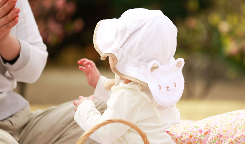 ベビー 帽子 赤ちゃん  ハット 日よけ対策 暑さ対策 日焼け対策 熱中症対策 UV対策 チューリップハット パッチワーク 女の子 42cm 44cm ピンク レッド 綿100％