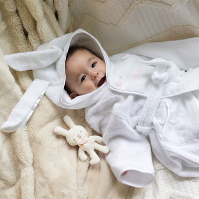 赤ちゃんの着ぐるみ　お風呂上りに便利に使える『バスローブタイプ』